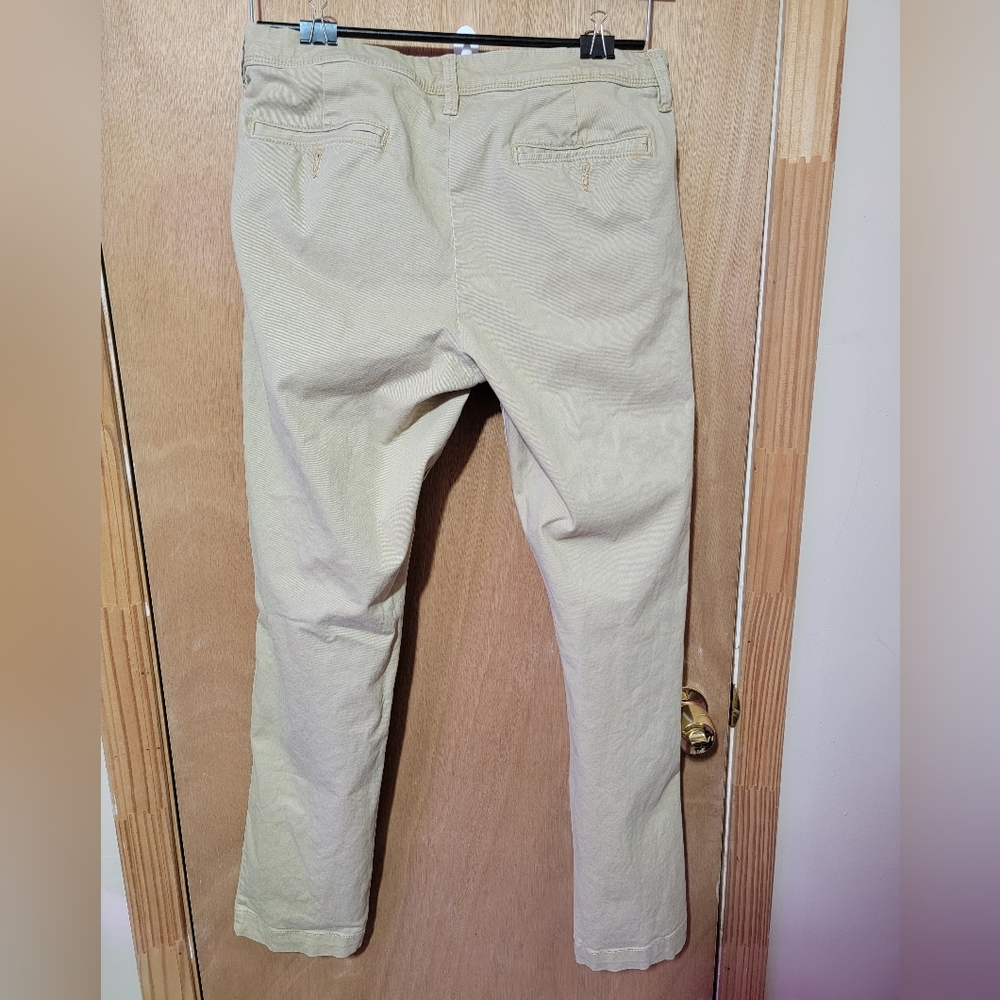 Aeropostale Skinny Khaki Pants - Picture 2 of 5